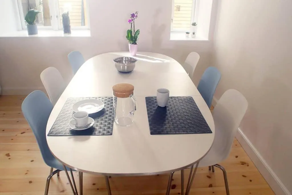 Lägenhet Next To New Harbor / 3 Bedroom & 2 Bath Rooms Köpenhamn