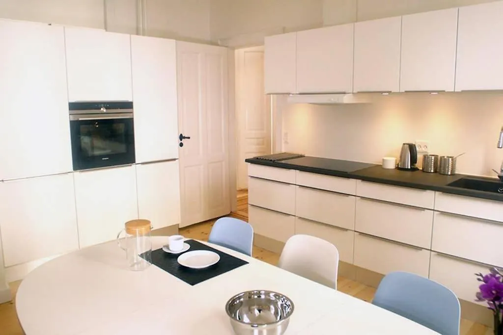 Next To New Harbor / 3 Bedroom & 2 Bath Rooms Copenhagen 0*,